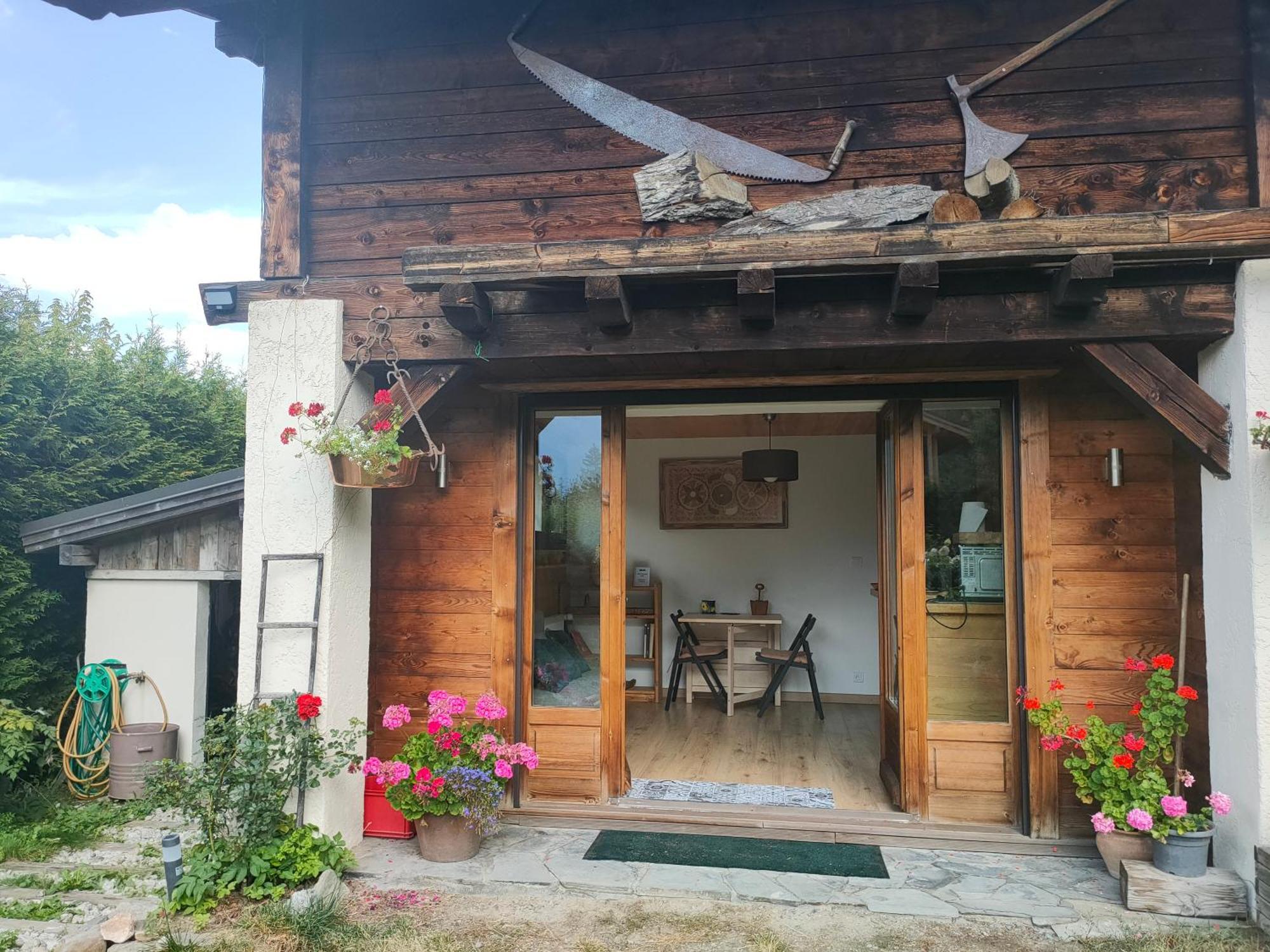 Beau Studio Dans La Vallee De Chamonix Les Trabets Zewnętrze zdjęcie